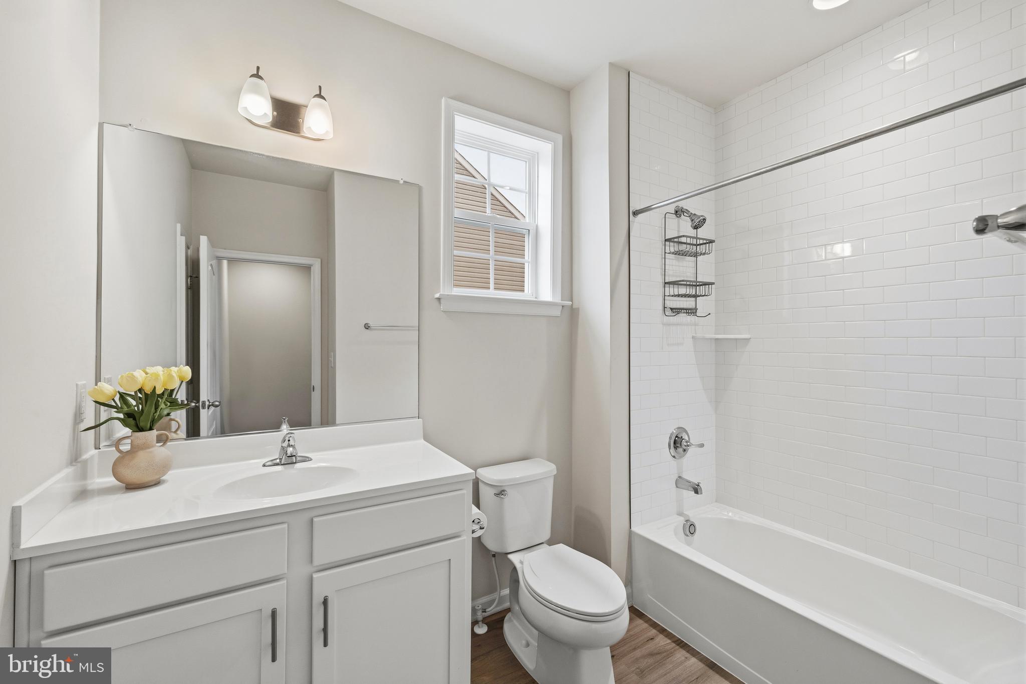 1076 Overlook Loop Laurel, MD 20707 - Photo 23 of 34 Upstairs full bath