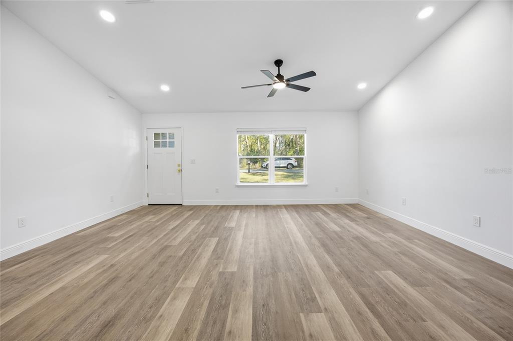 8 Spring Loop Ocala, FL 34472 - Photo 12 of 40