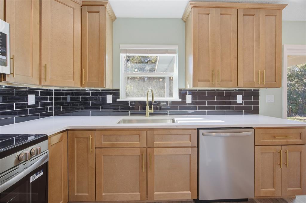 8 Spring Loop Ocala, FL 34472 - Photo 15 of 40