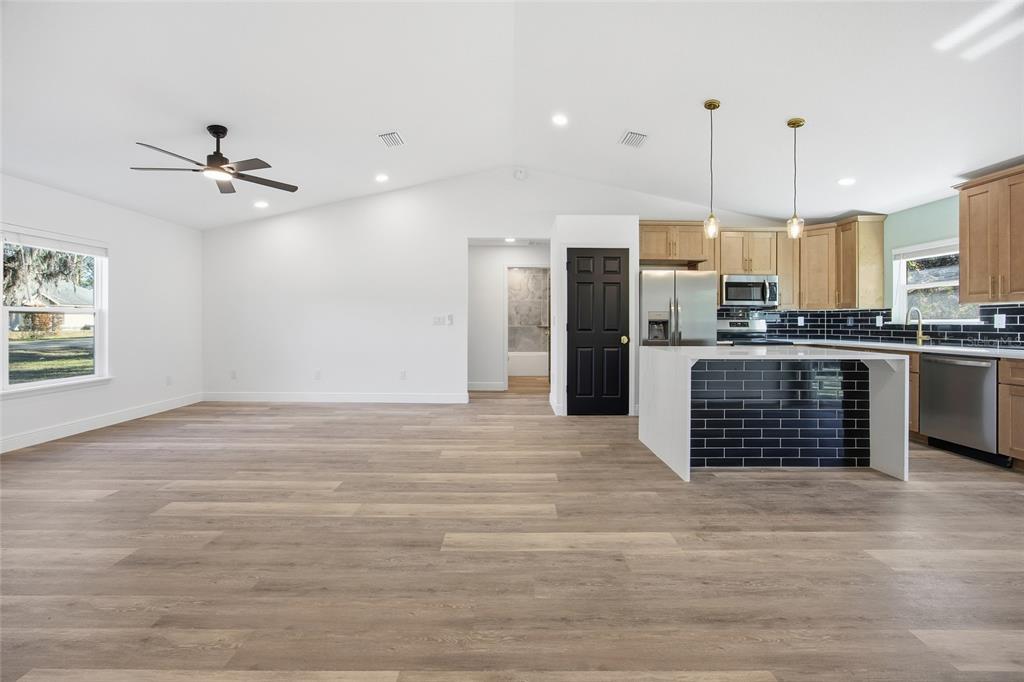 8 Spring Loop Ocala, FL 34472 - Photo 8 of 40