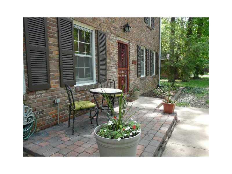 4061 Melbourne Road Indianapolis, IN 46228 - Photo 2 of 17 Gallery Image 2