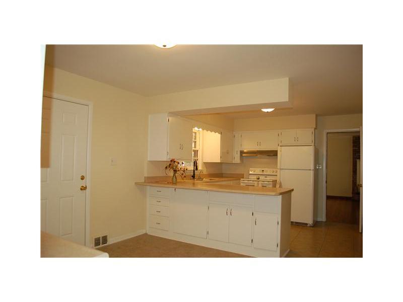 4061 Melbourne Road Indianapolis, IN 46228 - Photo 6 of 17 Gallery Image 6