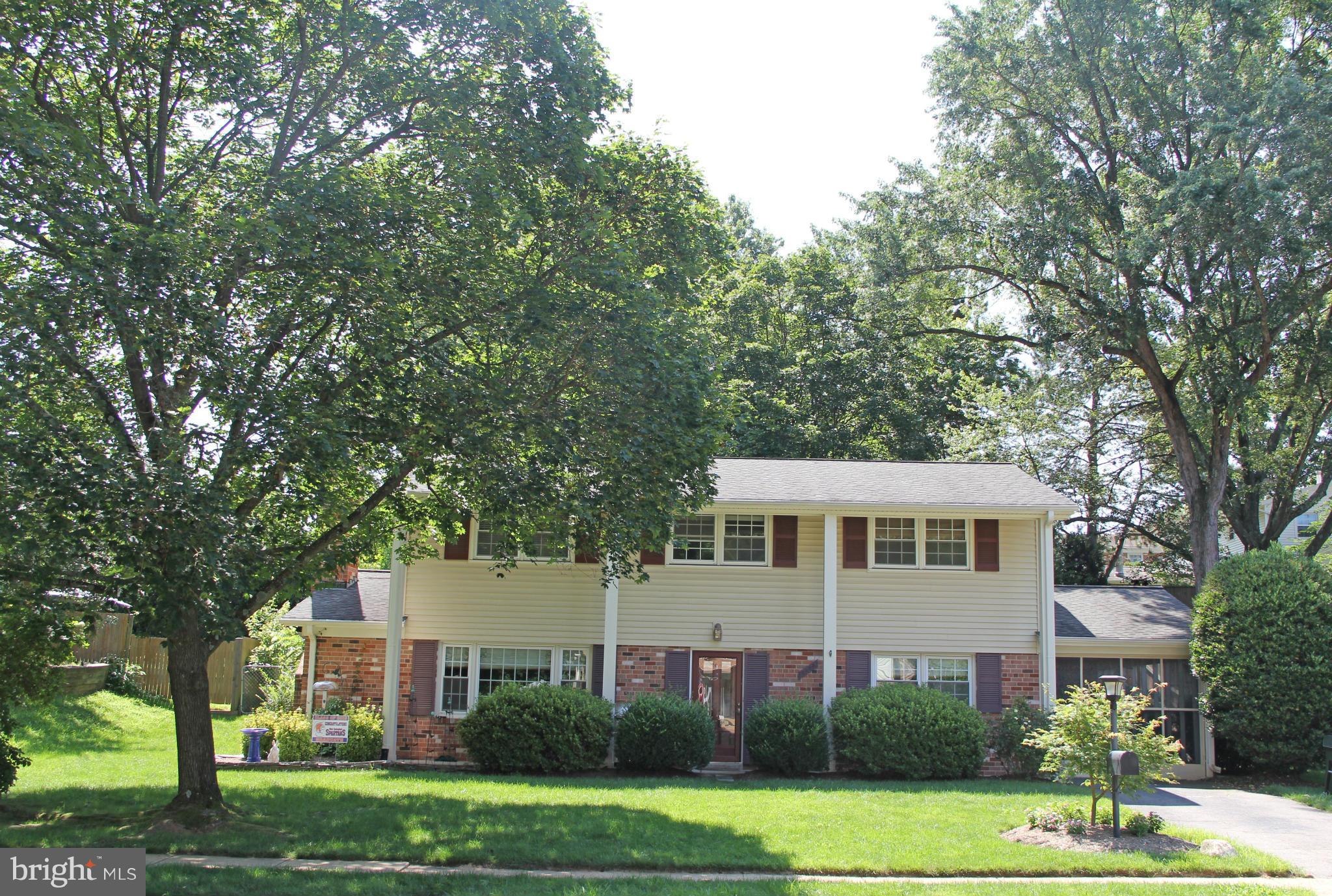 6823 Spur Road Springfield, VA 22152 - Photo 1 of 30 Exterior (Front)