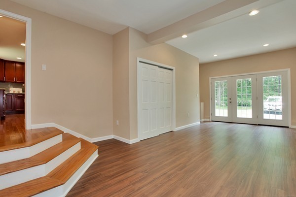 91 Sutton Road Webster, MA 01570 - Photo 14 of 29 Gallery Image 14