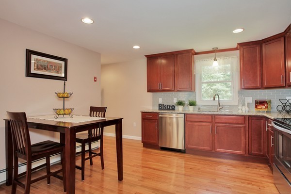 91 Sutton Road Webster, MA 01570 - Photo 7 of 29 Gallery Image 7