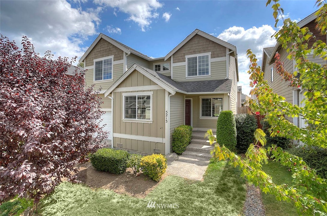 5213 Northeast 11th Court Renton, WA 98059 - Photo 2 of 25