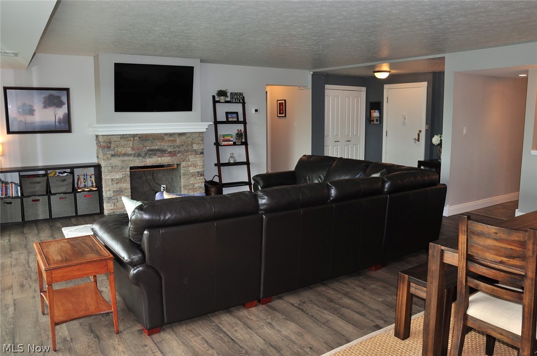 22555 Center Ridge Road, Unit 405 Rocky River, OH 44116 - Photo 7 of 28 Gallery Image 7