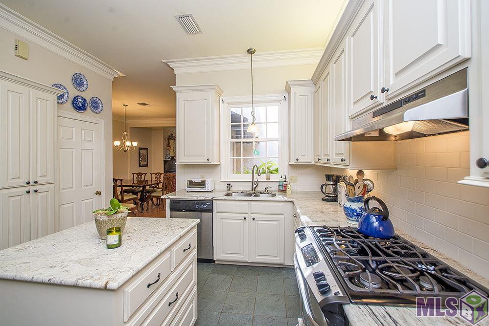 7962 Wrenwood Boulevard, Unit B Baton Rouge, LA 70809 - Photo 15 of 37