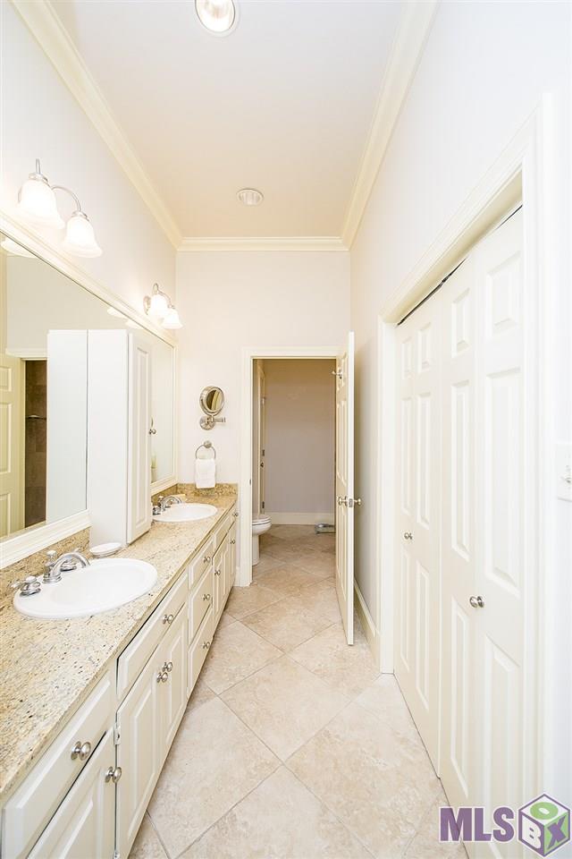 7962 Wrenwood Boulevard, Unit B Baton Rouge, LA 70809 - Photo 23 of 37