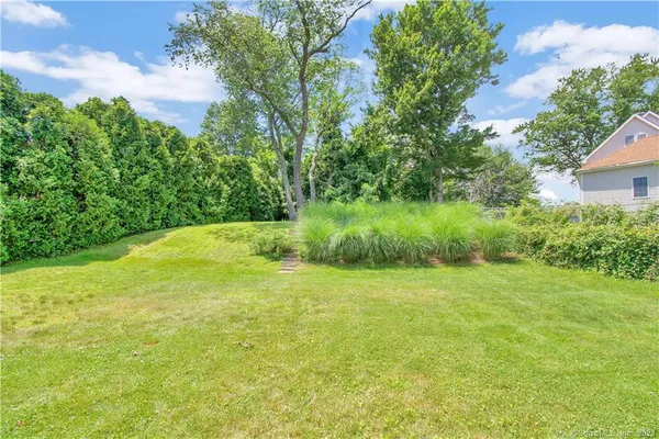 $2,200 | 983 Black Rock Turnpike, Fairfield, CT 06825