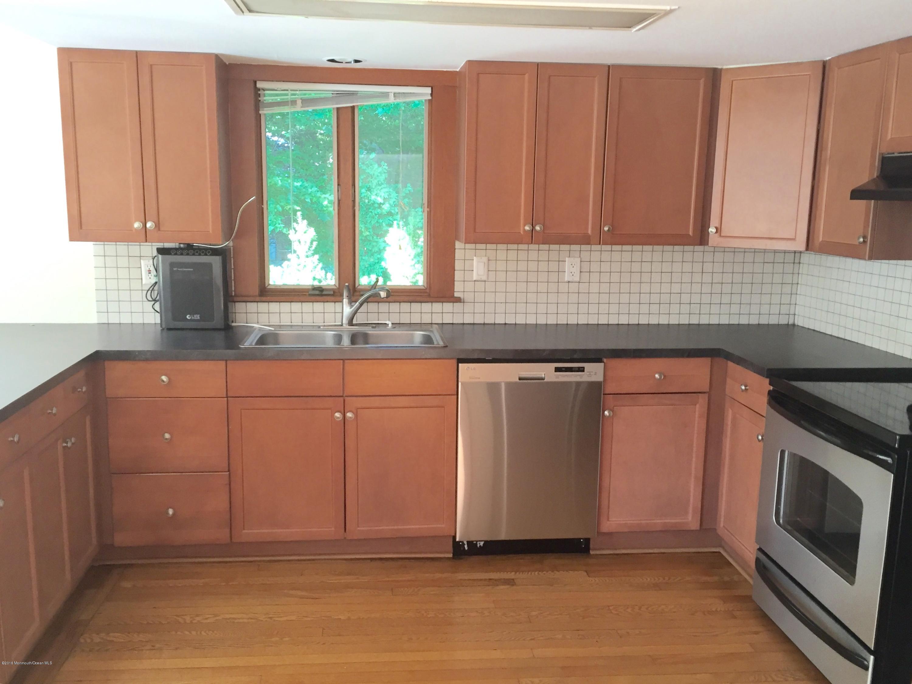 568 Halls Mill Road Freehold, NJ 07728 - Photo 7 of 22 12