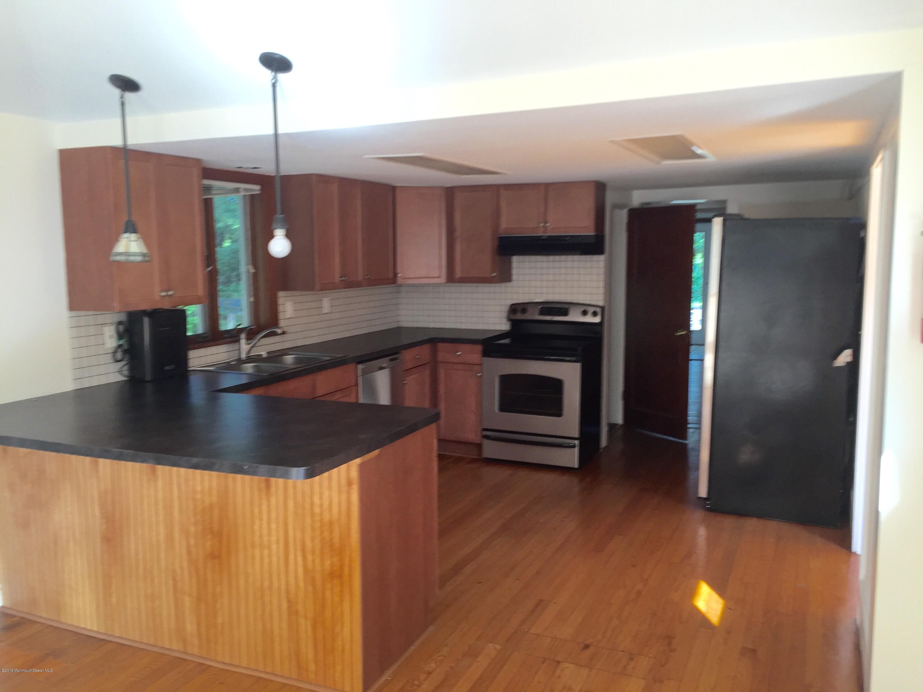 568 Halls Mill Road Freehold, NJ 07728 - Photo 8 of 22 10
