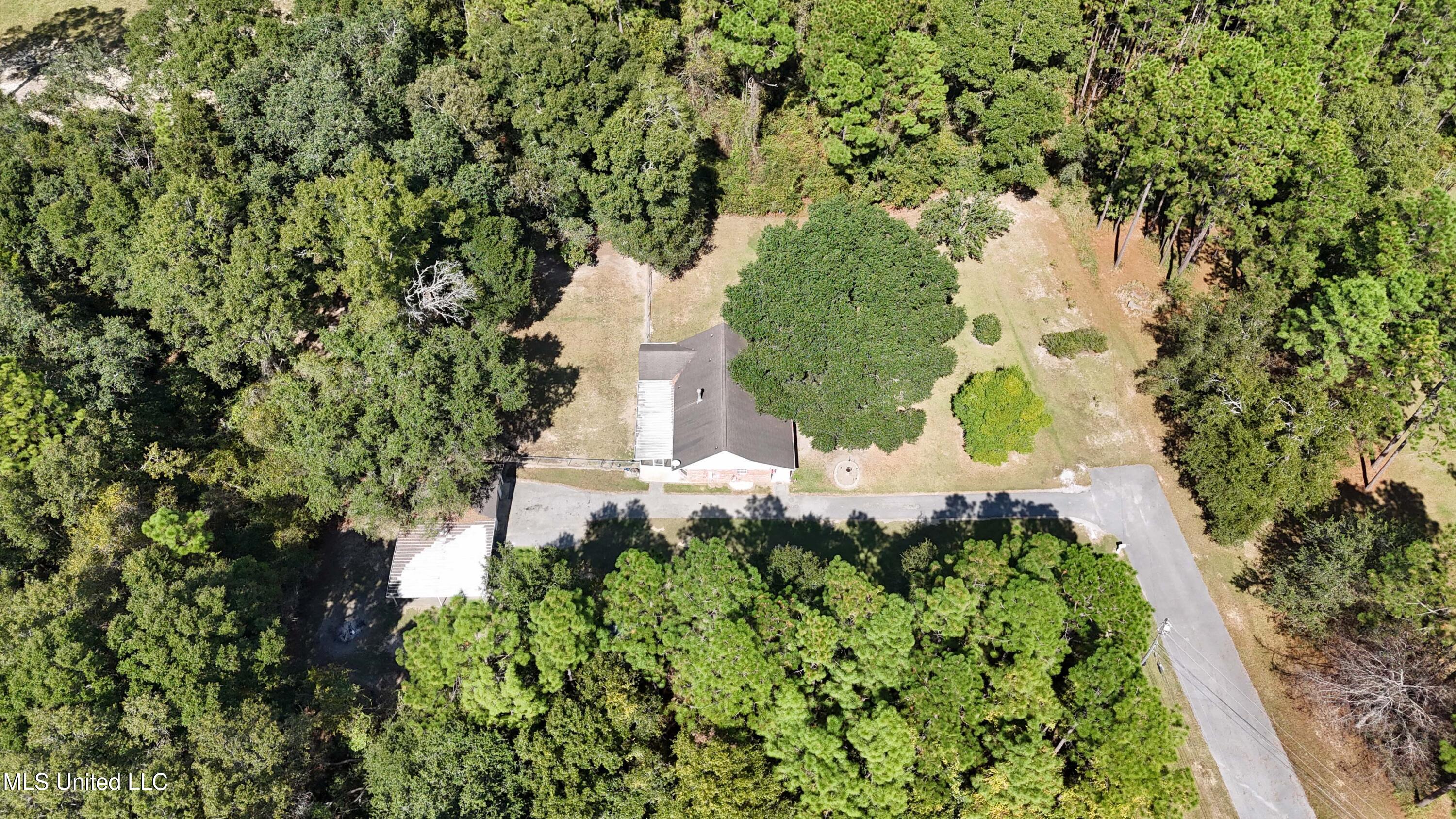 22817 Alamosa Drive Moss Point, MS 39562 - Photo 28 of 36 030 (4)