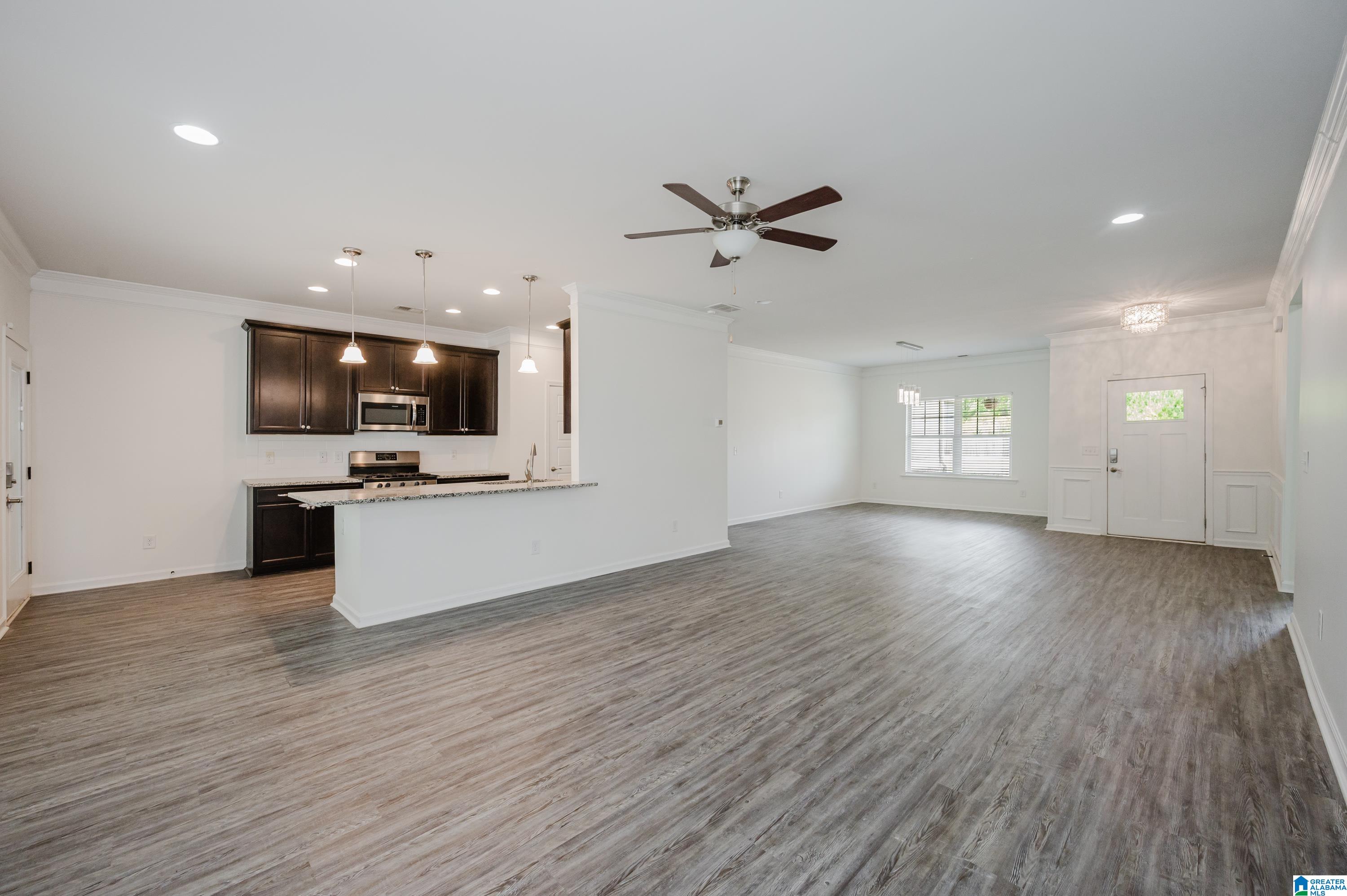 305 Country Side Circle Calera, AL 35040 - Photo 15 of 48