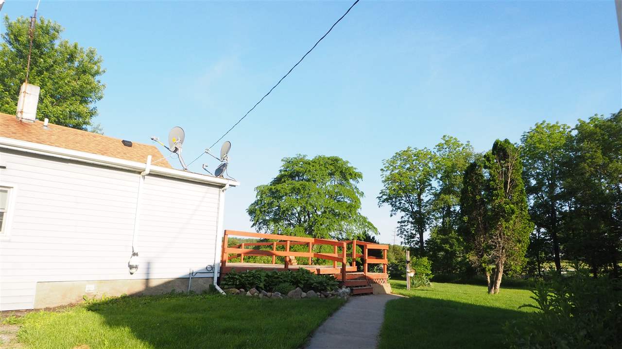11638 Goshen Road Churubusco, IN 46723 - Photo 4 of 29 Gallery Image 4
