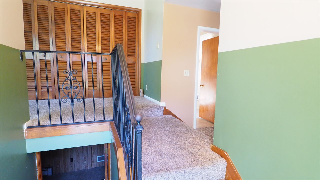 11638 Goshen Road Churubusco, IN 46723 - Photo 6 of 29 Gallery Image 6
