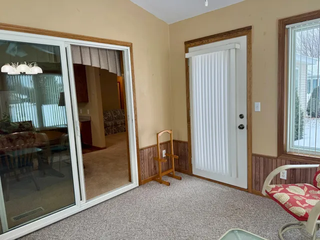 $299,900 | 929 Willow View Circle, Waite Park, MN 56387