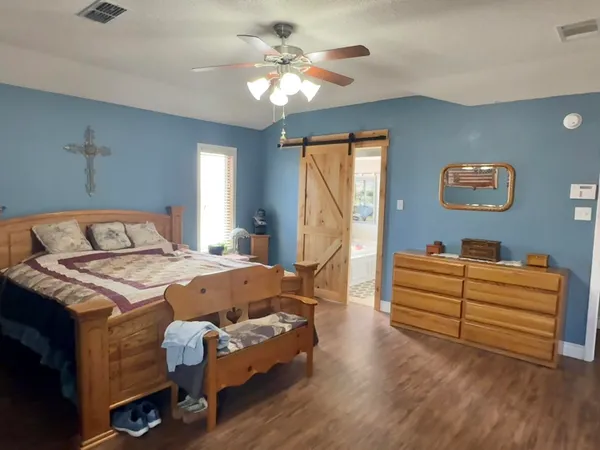 $369,995 | 19 Ridgeview, Farwell, TX 79325