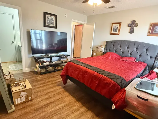 $369,995 | 19 Ridgeview, Farwell, TX 79325