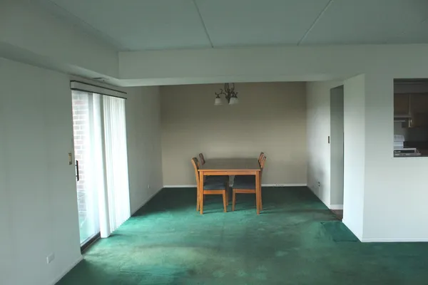 $215,000 | 920 Vose Drive, Unit 402, Gurnee, IL 60031