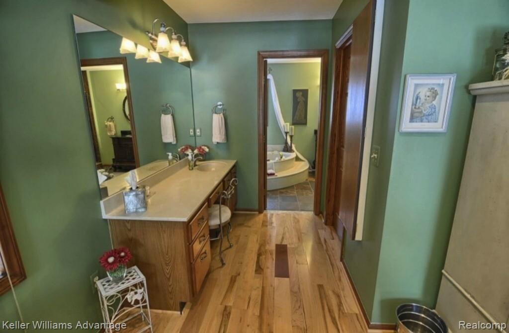 2373 Ridge Road White Lake, MI 48383 - Photo 22 of 43 Master Bath Vanity