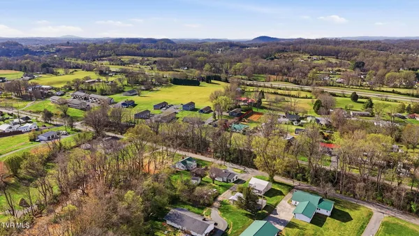 $249,900 | 291 Cedar Grove Road, Johnson City, TN 37601