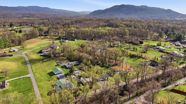 $249,900 | 291 Cedar Grove Road, Johnson City, TN 37601