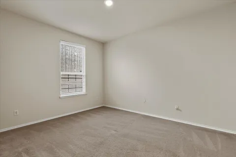 $340,000 | 1705 T H Johnson Drive, Taylor, TX 76574