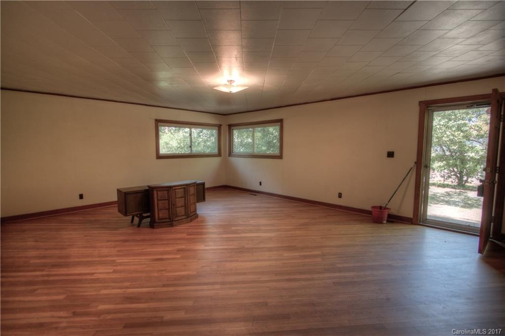 305 West Dallas Road Stanley, NC 28164 - Photo 8 of 8 Gallery Image 8