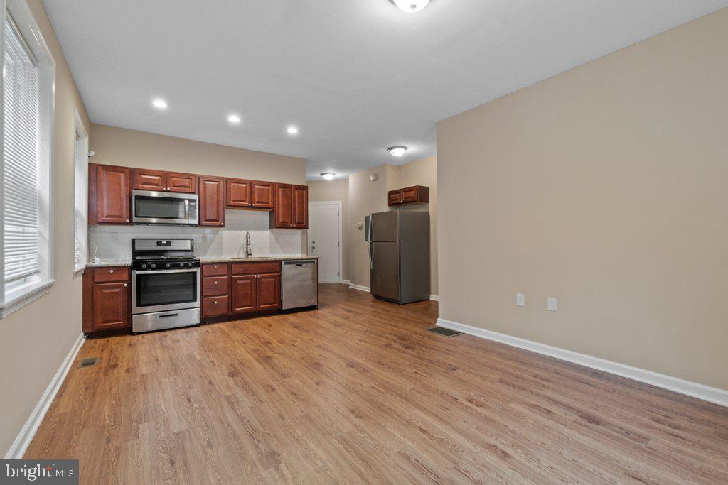 601 Whitelock Street Baltimore, MD 21217 - Photo 2 of 38