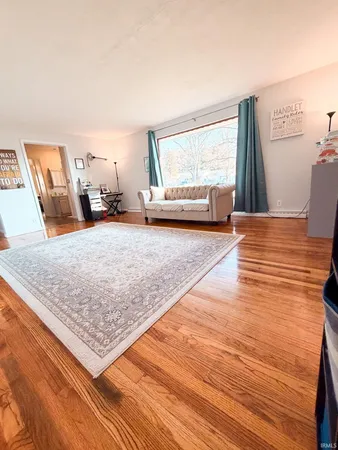 $250,000 | 13284 7th Road, Plymouth, IN 46563