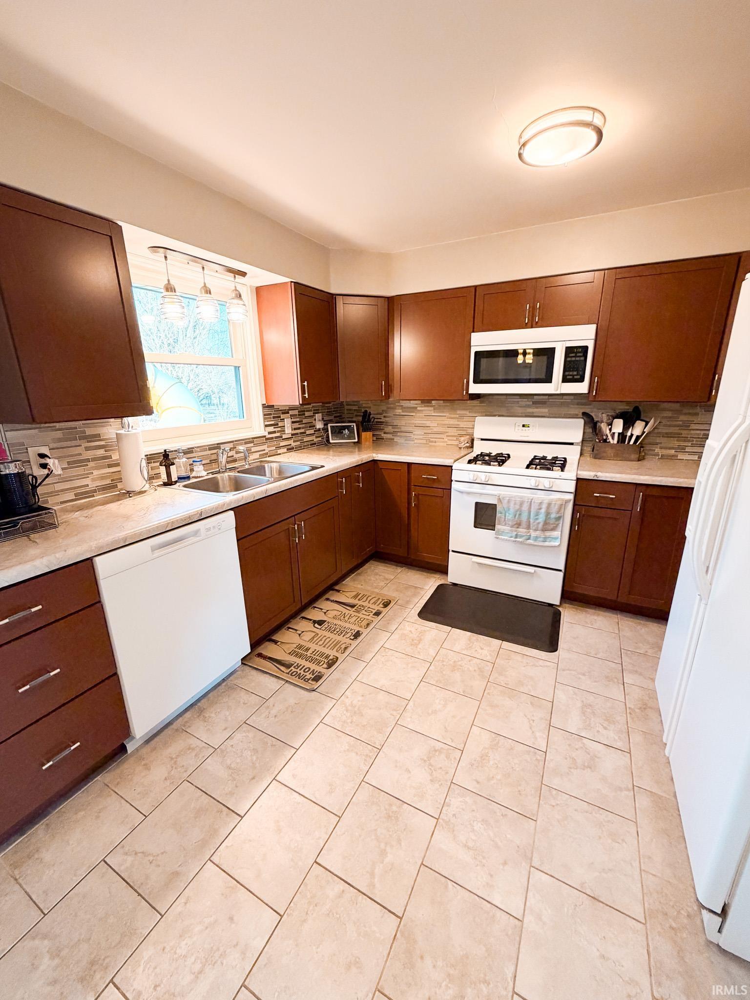 13284 7th Road Plymouth, IN 46563 - Photo 9 of 16