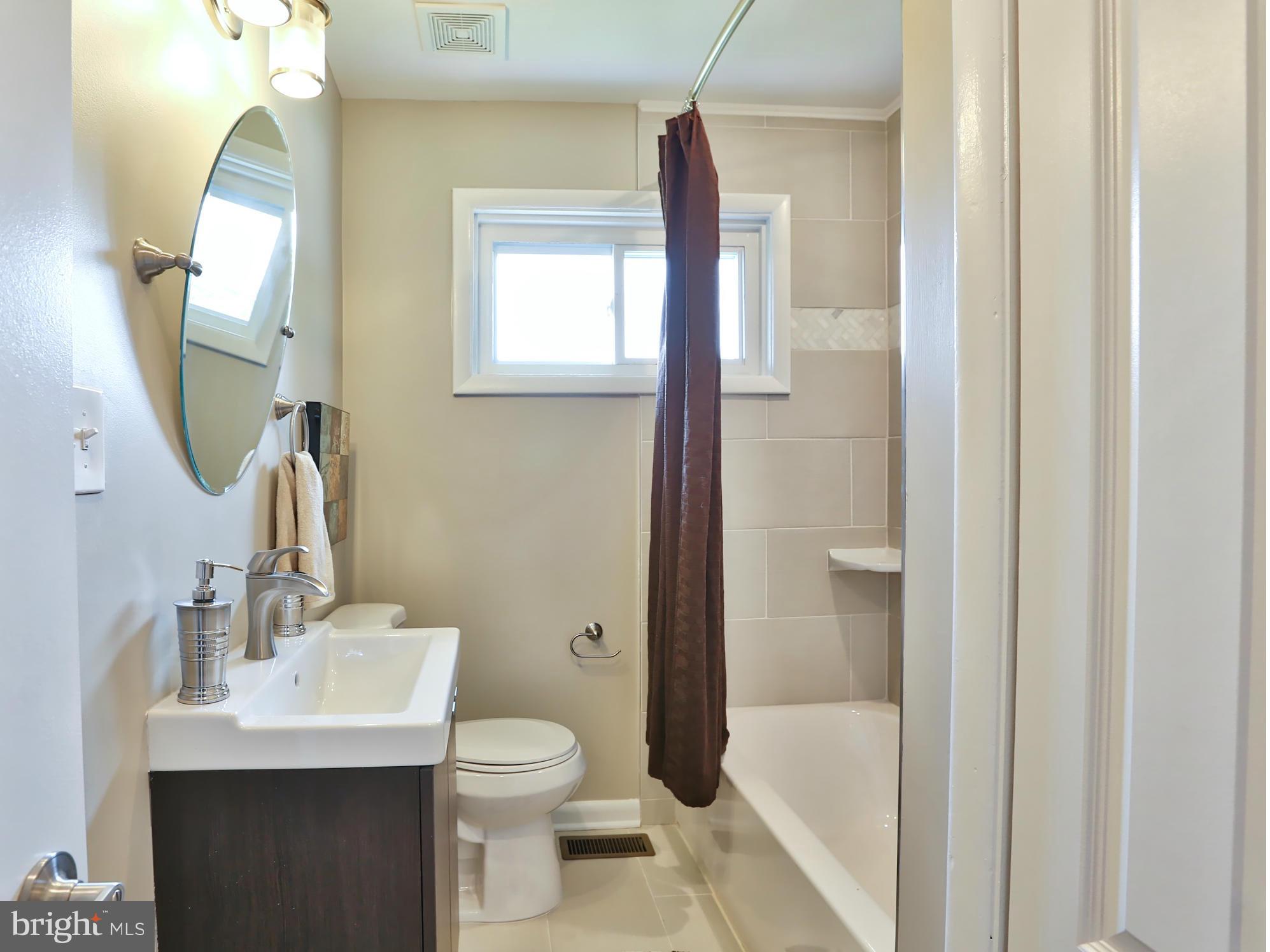 391 Butler Road Reisterstown, MD 21136 - Photo 11 of 30 Gorgeous Full Bath On Main Level