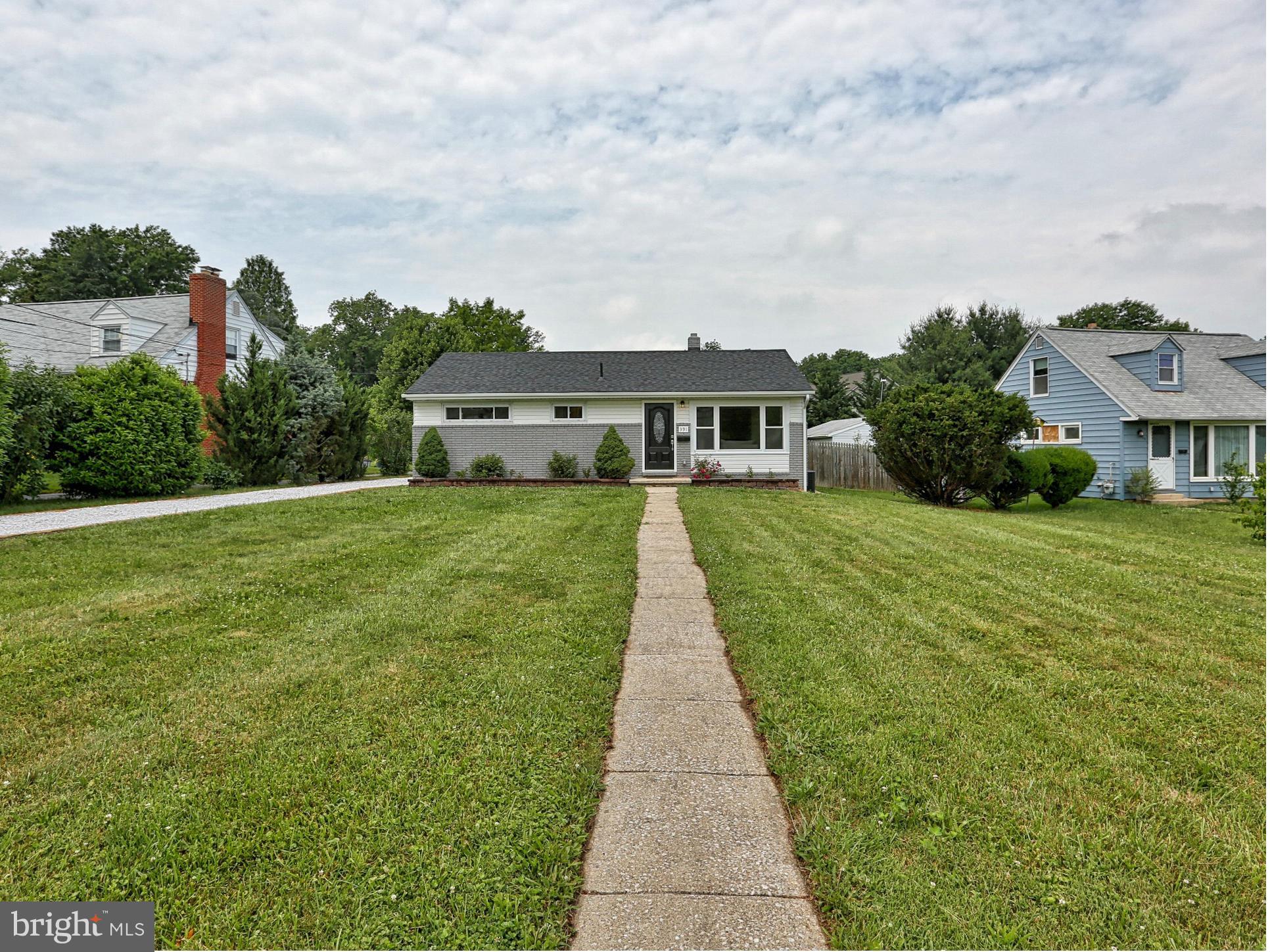 391 Butler Road Reisterstown, MD 21136 - Photo 27 of 30 Huge Front Yard With Walkway & Gravel Driveway