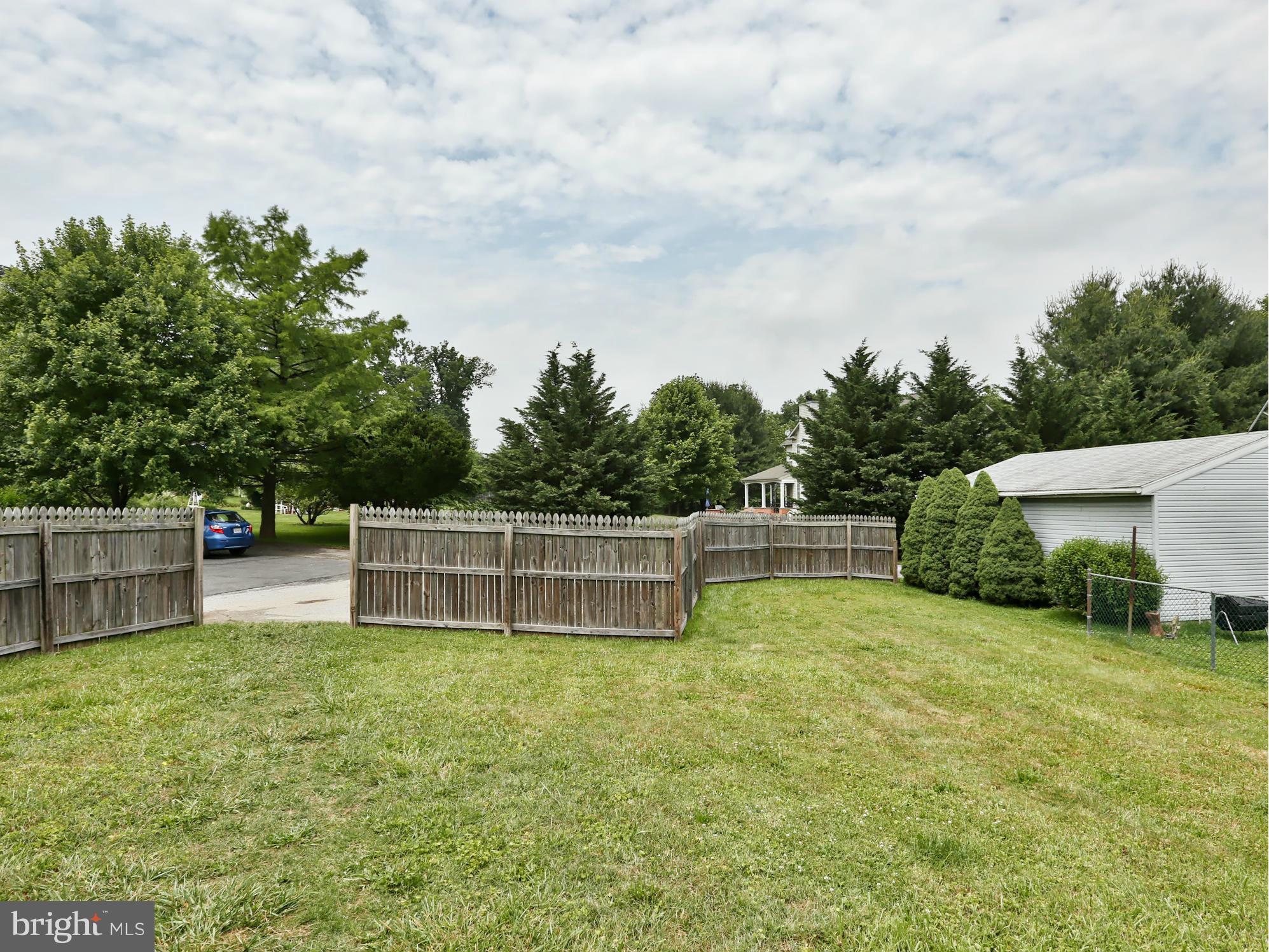 391 Butler Road Reisterstown, MD 21136 - Photo 30 of 30 Large Private Rear Yard