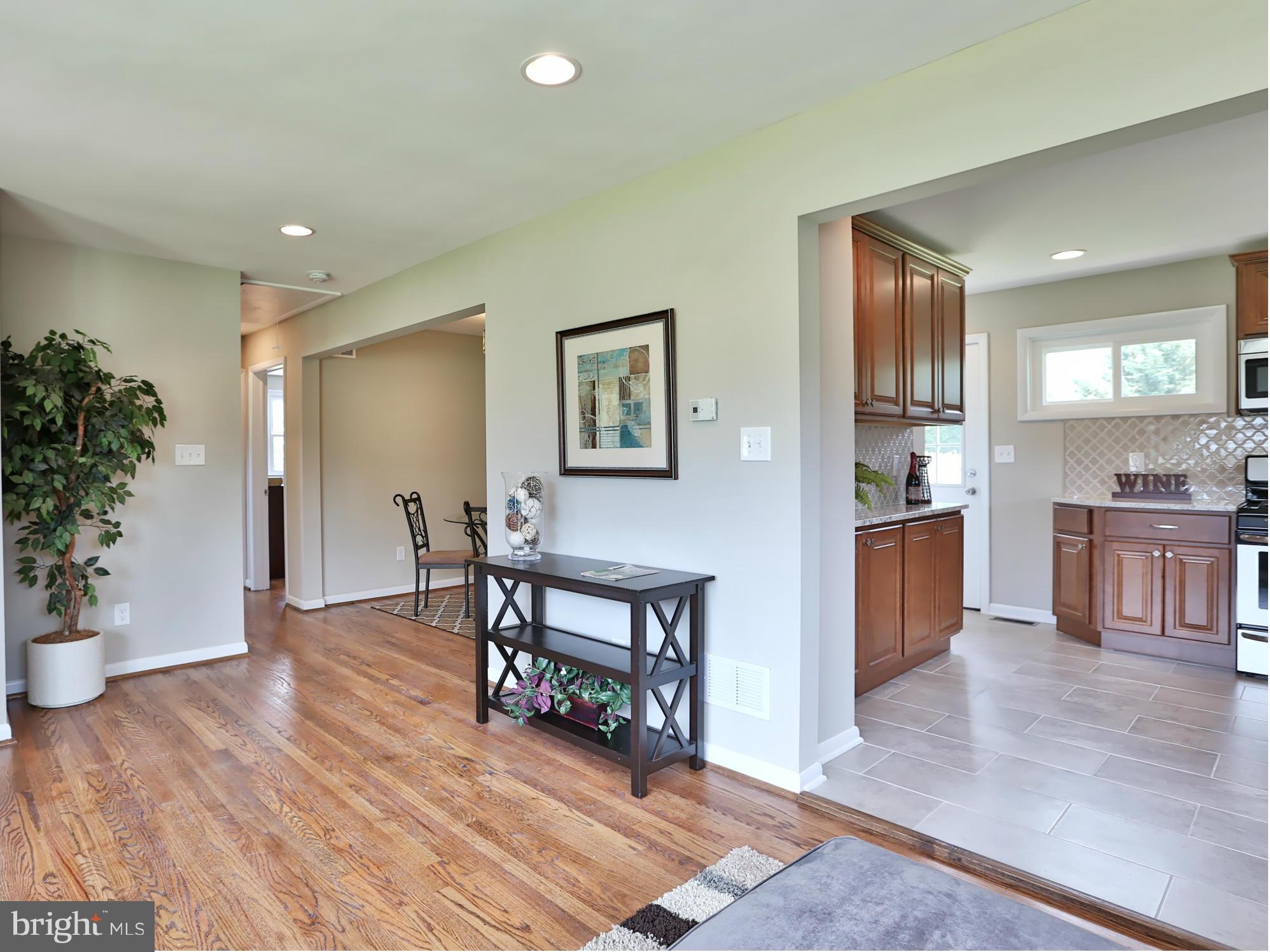 391 Butler Road Reisterstown, MD 21136 - Photo 4 of 30 Open Concept Living