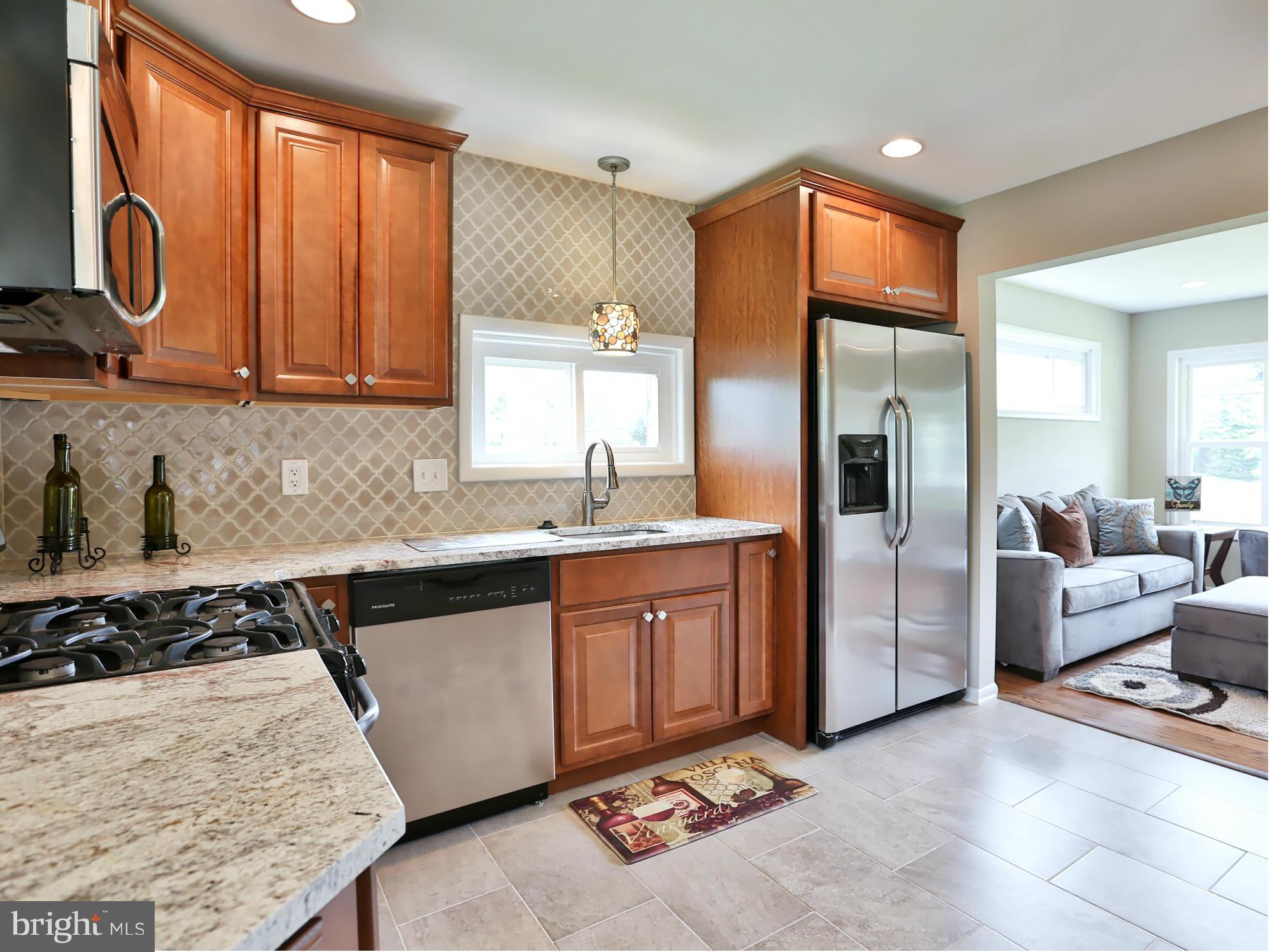 391 Butler Road Reisterstown, MD 21136 - Photo 7 of 30 Tile Floors & Stainless Steel Appliances