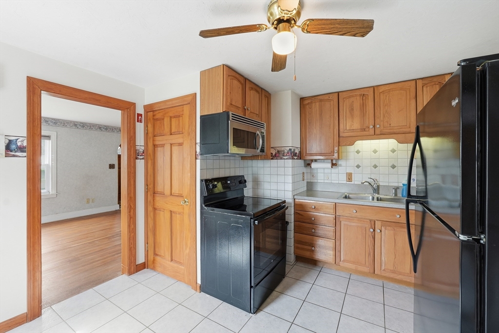 3 Inwood Road Auburn, MA 01501 - Photo 16 of 40