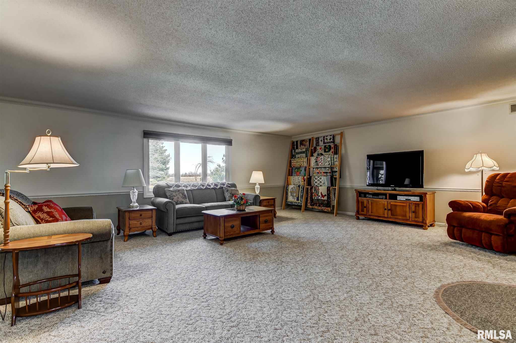 1515 New City Road Pawnee, IL 62558 - Photo 5 of 50 Gallery Image 5