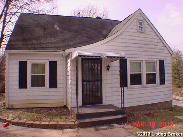3200 Maple Road Louisville, KY 40299 - Photo 1 of 20 Primary Photo