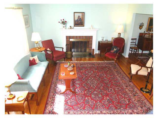 2847 Halstead Road Upper Arlington, OH 43221 - Photo 3 of 17