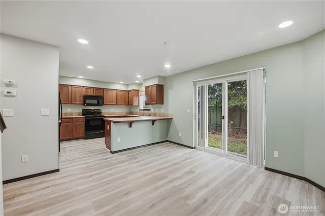 $2,150 | 17603 79th Ave Court East, Puyallup, WA 98375