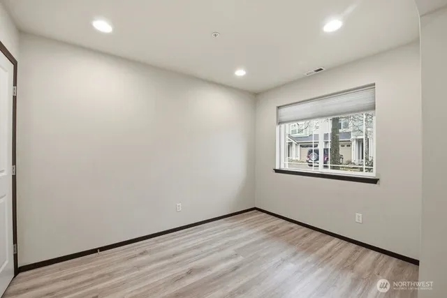 $2,150 | 17603 79th Ave Court East, Puyallup, WA 98375