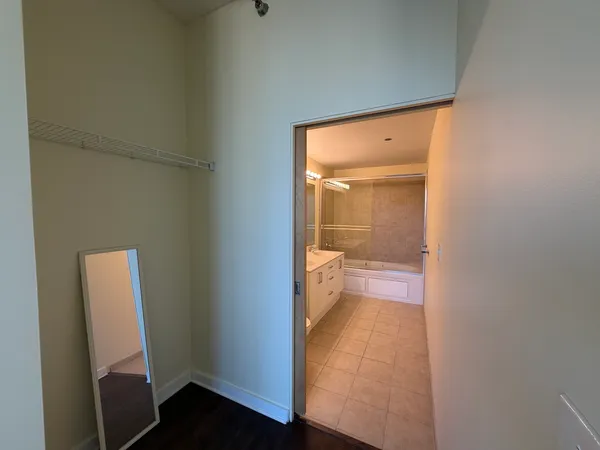 $2,500 | 1720 South Michigan Avenue, Unit 1202, Chicago, IL 60616