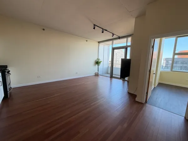 $2,500 | 1720 South Michigan Avenue, Unit 1202, Chicago, IL 60616