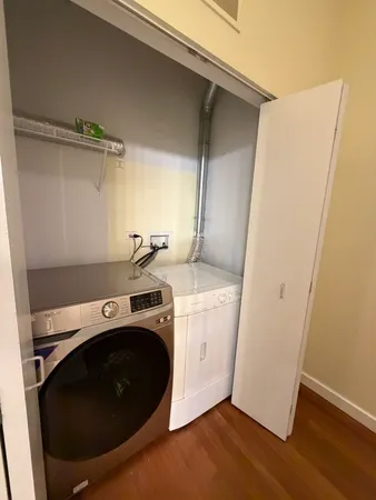 $2,500 | 1720 South Michigan Avenue, Unit 1202, Chicago, IL 60616