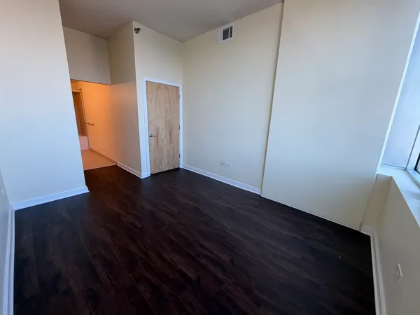 $2,500 | 1720 South Michigan Avenue, Unit 1202, Chicago, IL 60616