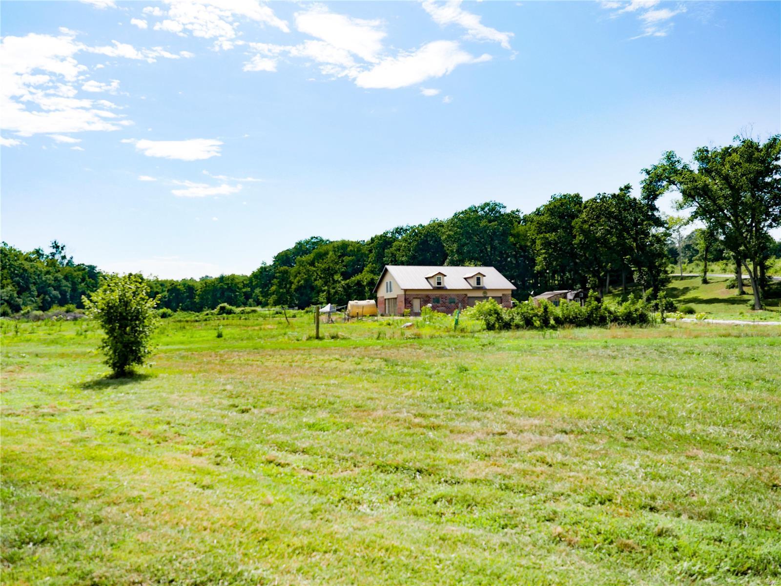 2402 Scotti Road Wentzville, MO 63385 - Photo 4 of 6