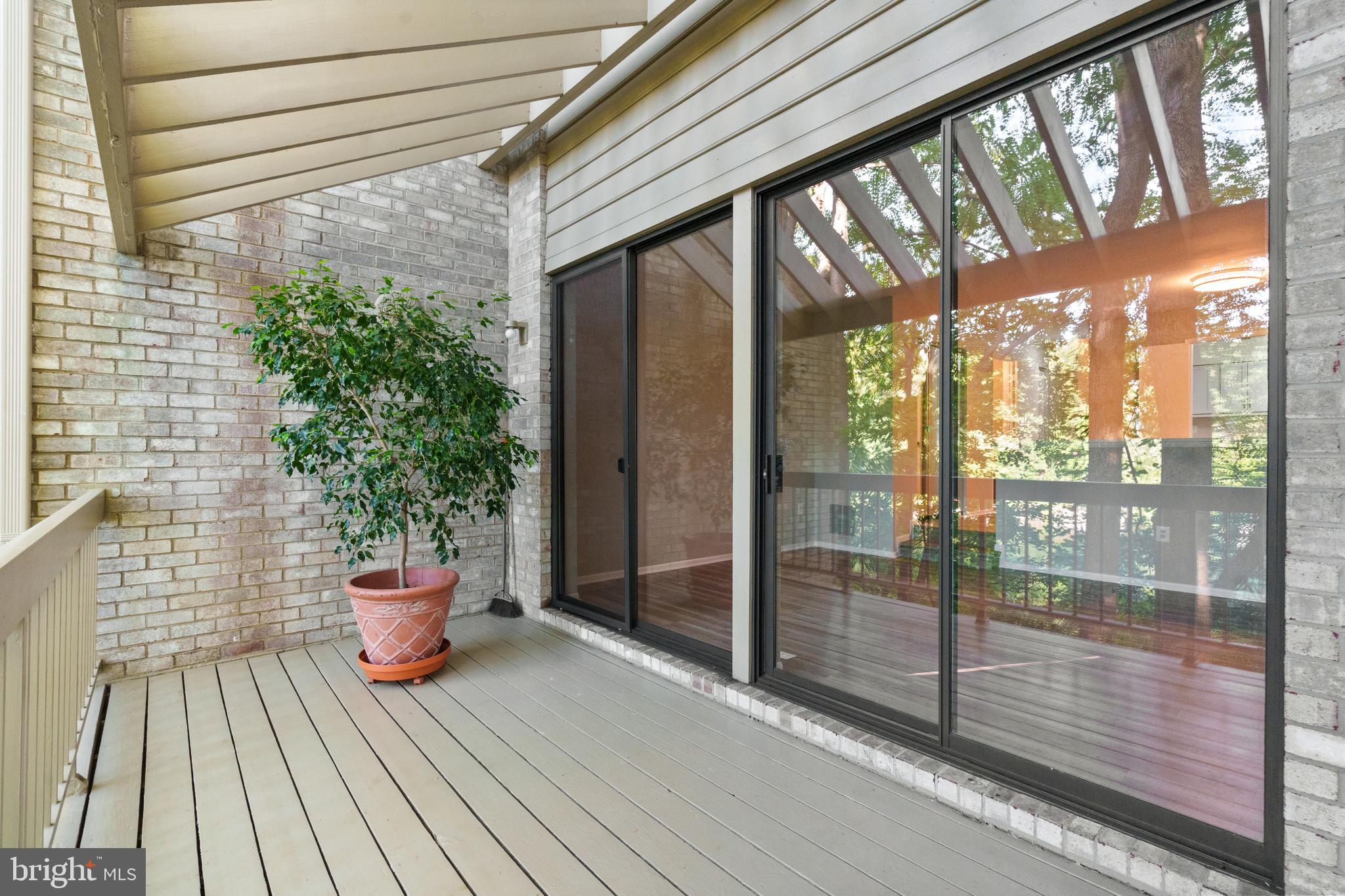 11132 Boathouse Court, Unit 85 Reston, VA 20191 - Photo 14 of 34