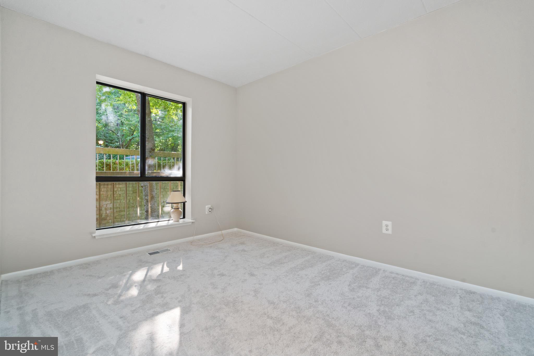 11132 Boathouse Court, Unit 85 Reston, VA 20191 - Photo 20 of 34